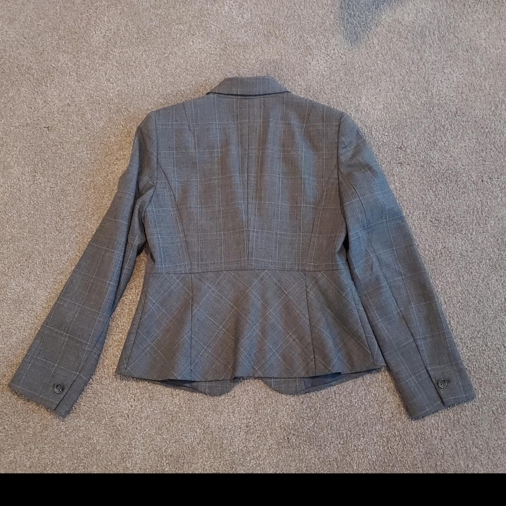 Ann Taylor Plaid Blazer Size 6P - Picture 2 of 4